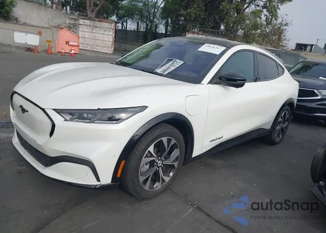 2023 Ford Mustang Mach-E Premium z USA, uszkodzony, nr VIN 3FMTK3SU5PMA34947